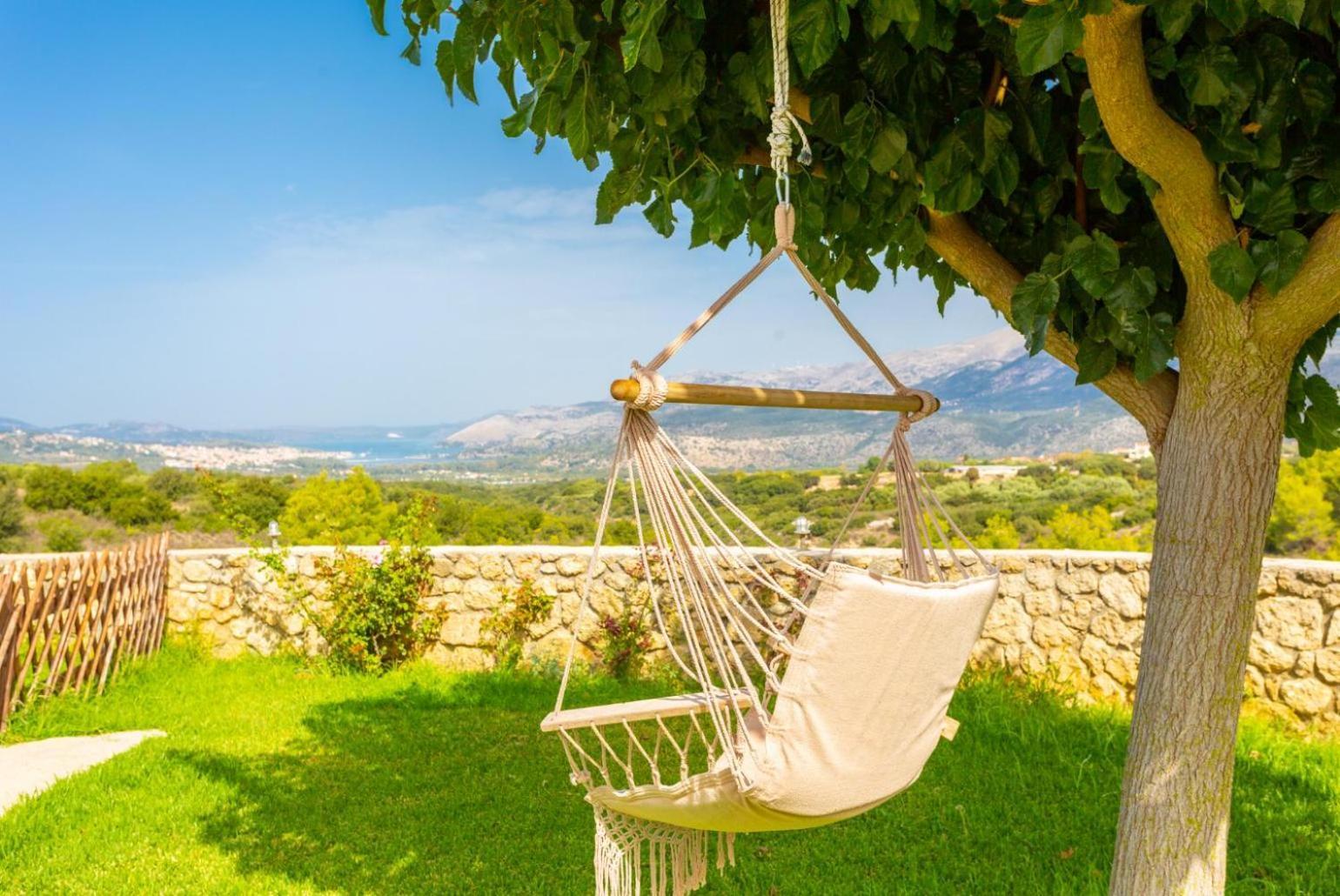 Villa Europe Ena Lakithra Экстерьер фото
